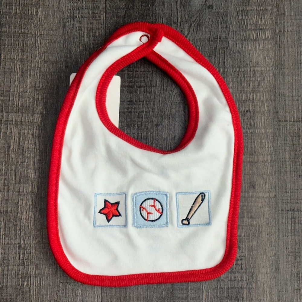 💞 New Infant & Baby Boys Size 3 - 6 Months Red & White Baseball Bib